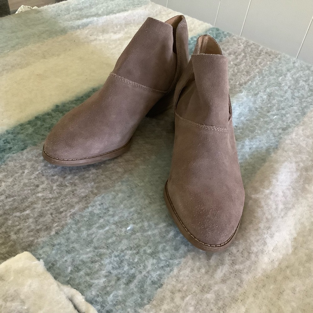 Lucky Brand ankle boots leather suede size 8 M